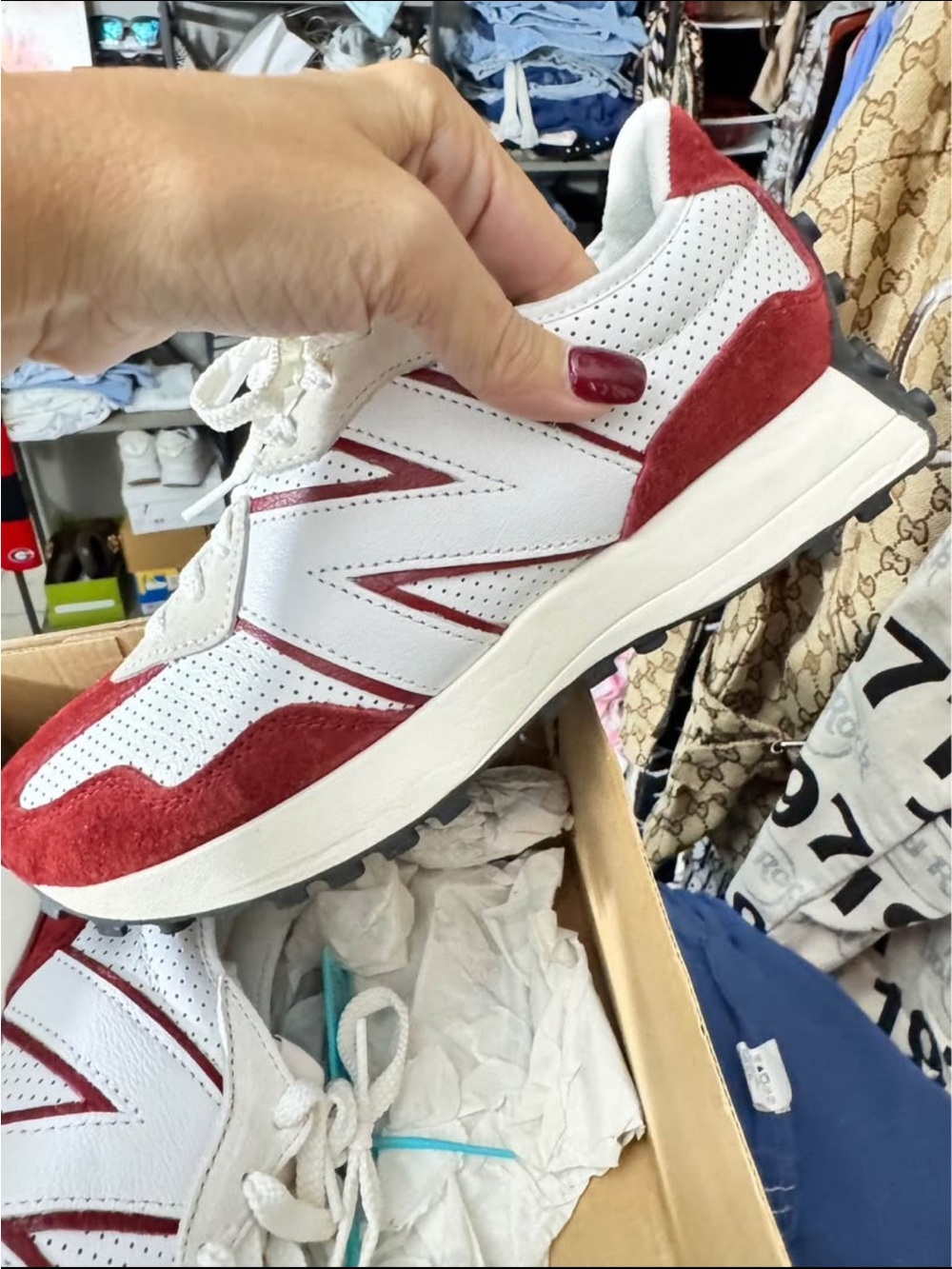 New Balance White and Red unisex Sneakers woman’s 10 - Picture 2 of 4